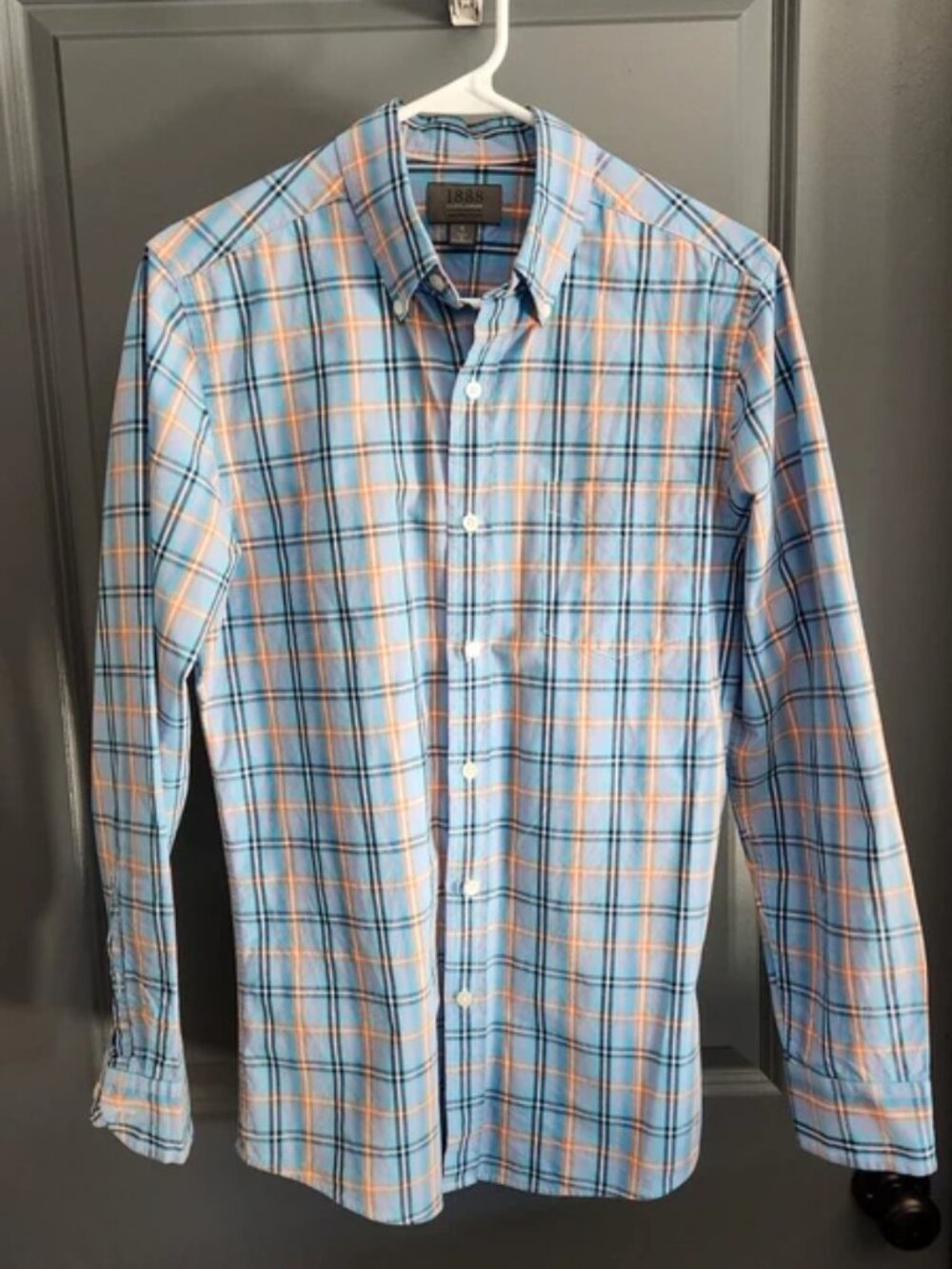 Saddlebred 1888 tailored fit poplin long sleeve button-up